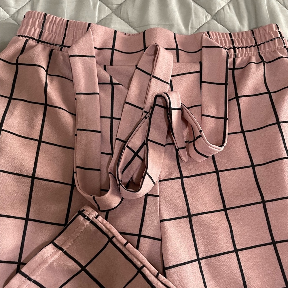 Pink Grid Pattern Pants - Picture 4 of 8